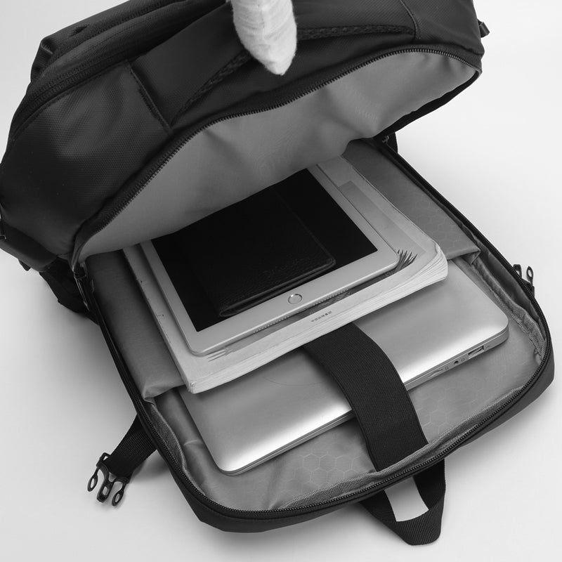 Men's Backpacks MBP25W83 - Vacuum Compression backpacks, Gun Bags, Tactical Bags MOQ From 24pcs | BaystorySupply